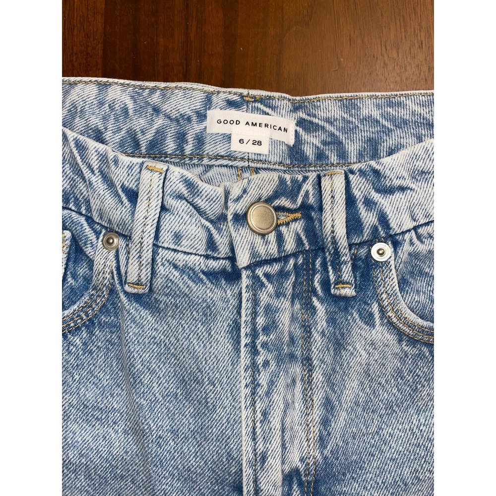 Good American Good '90s Jeans in Blue 6/28 - Picture 11 of 16